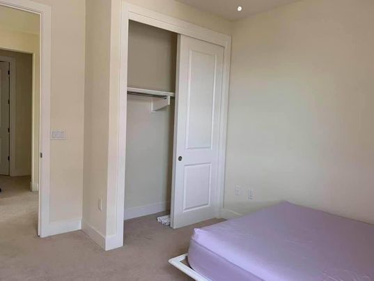Room2